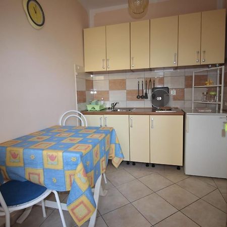 Apartmani Kramar Selce Oda fotoğraf