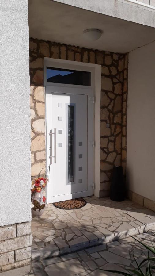 Apartmani Kramar Selce Oda fotoğraf