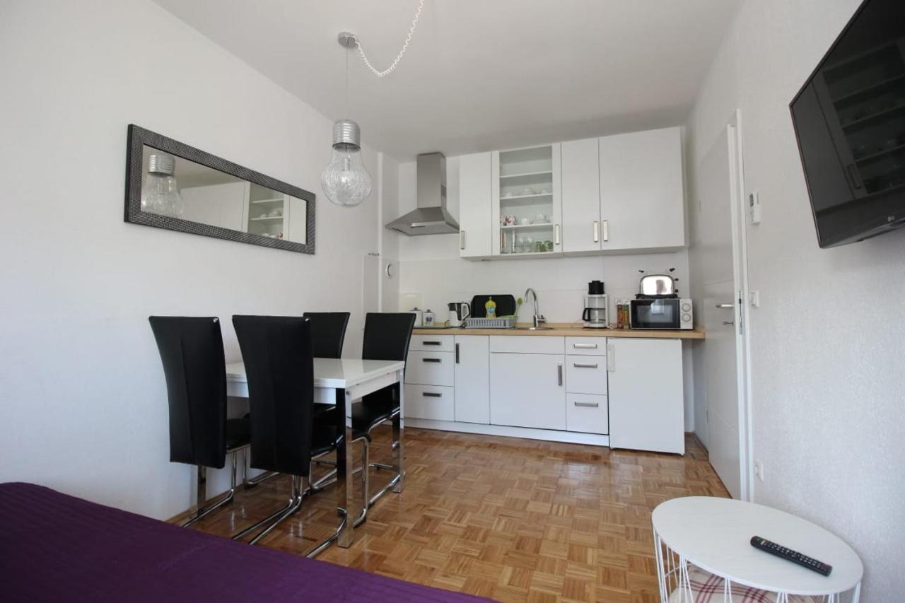 Apartmani Kramar Selce Oda fotoğraf