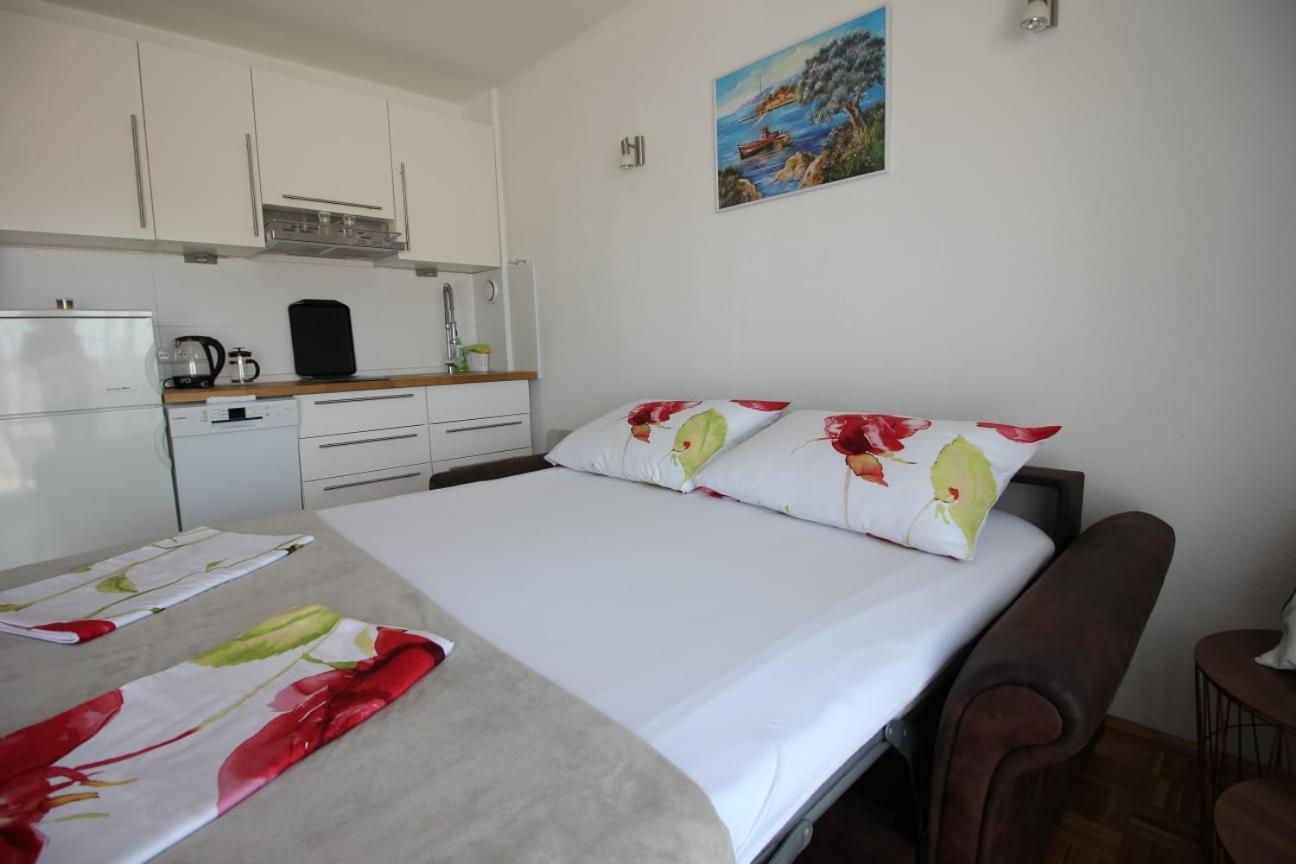 Apartmani Kramar Selce Oda fotoğraf